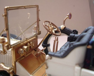 Franklin Mint Packard Victoria 1912 DieCast Model (6602)